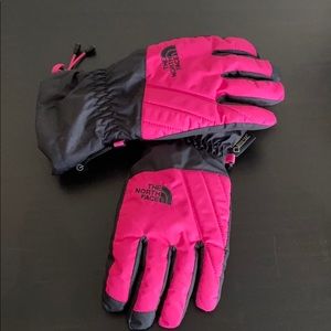 North face gloves